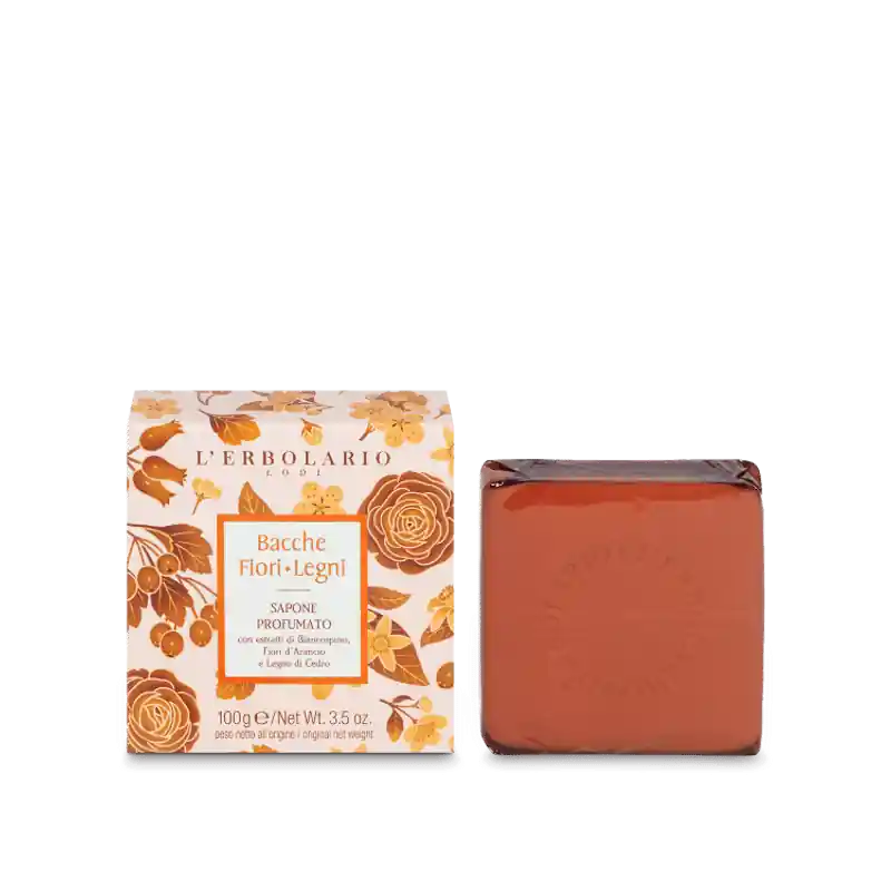 L’Erbolario Bacche Fiori Legni Sapone Profumato per Detersione Mani e Corpo Panetto 100 g Scelto Dai Clienti
